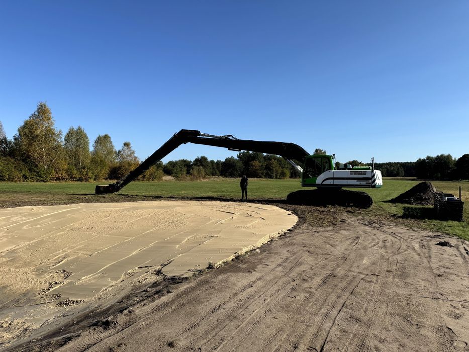 Kopanie i odmulanie stawów, dlugie ramie, Long Reach 18.5m