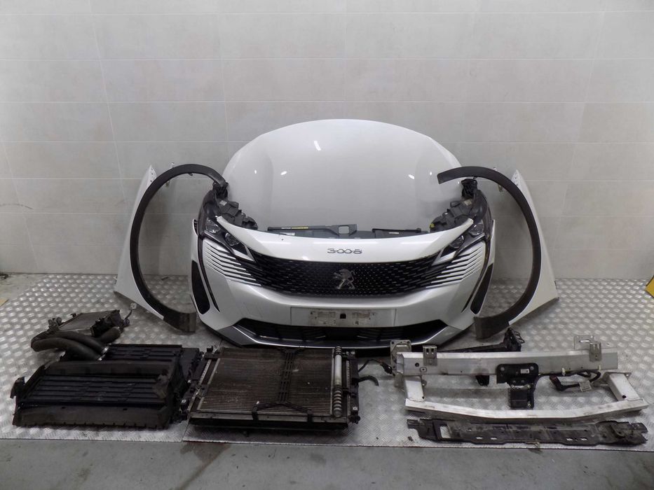 Peugeot 3008 5008 бампер  пежо
