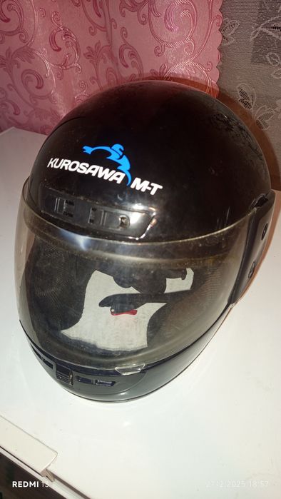 Продам шолом розмір S