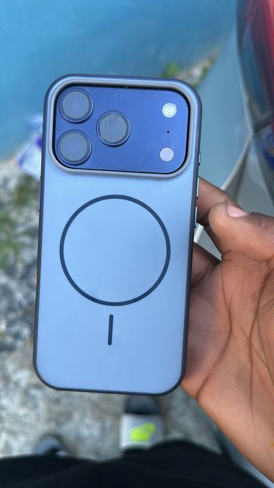 Iphone 17 pro como novo