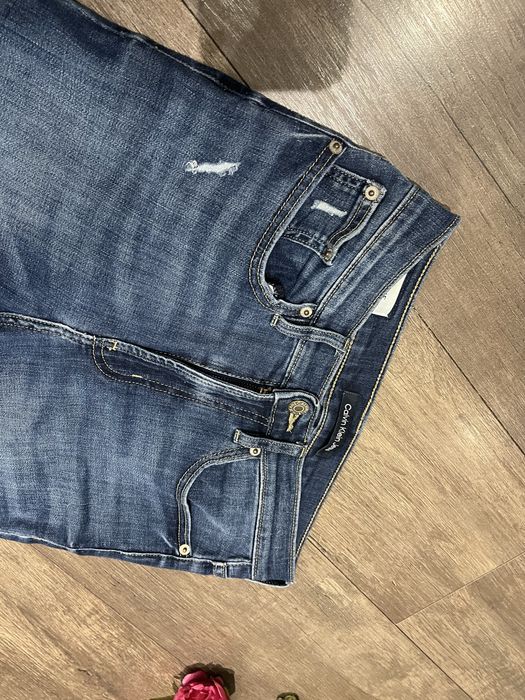 Jeansy Calvin klein s wyprzedaz