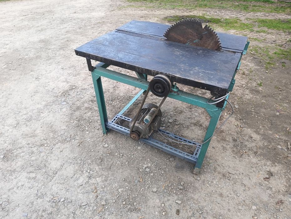 Cyrkularka 230 krajzega piła stołowa