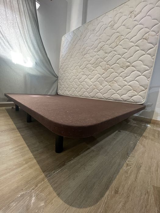 Sommier 195x140 cm + Colchão