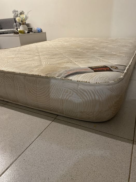 Colchão Climax usado