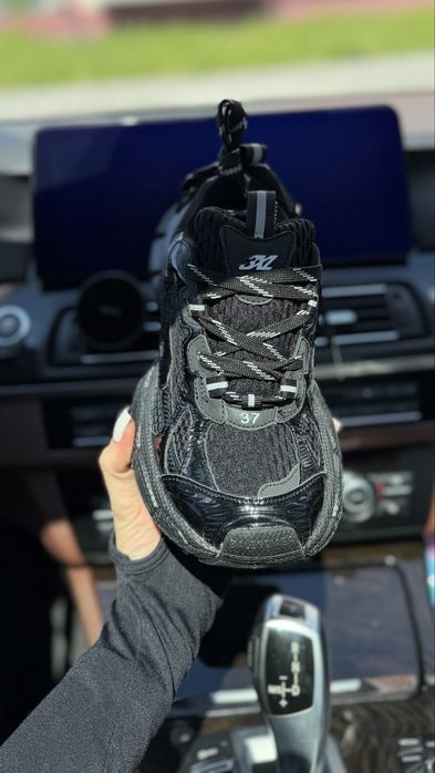 Кросівки Balenciaga 37