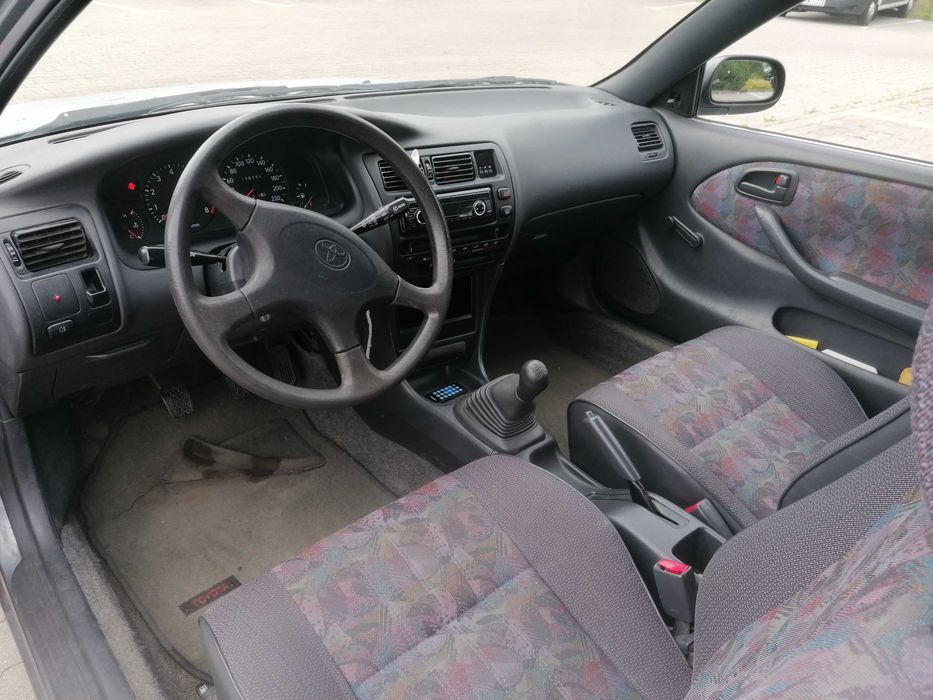 TOYOTA Corolla 1996, VII (E100), hatchback, niski przebieg, benzyna