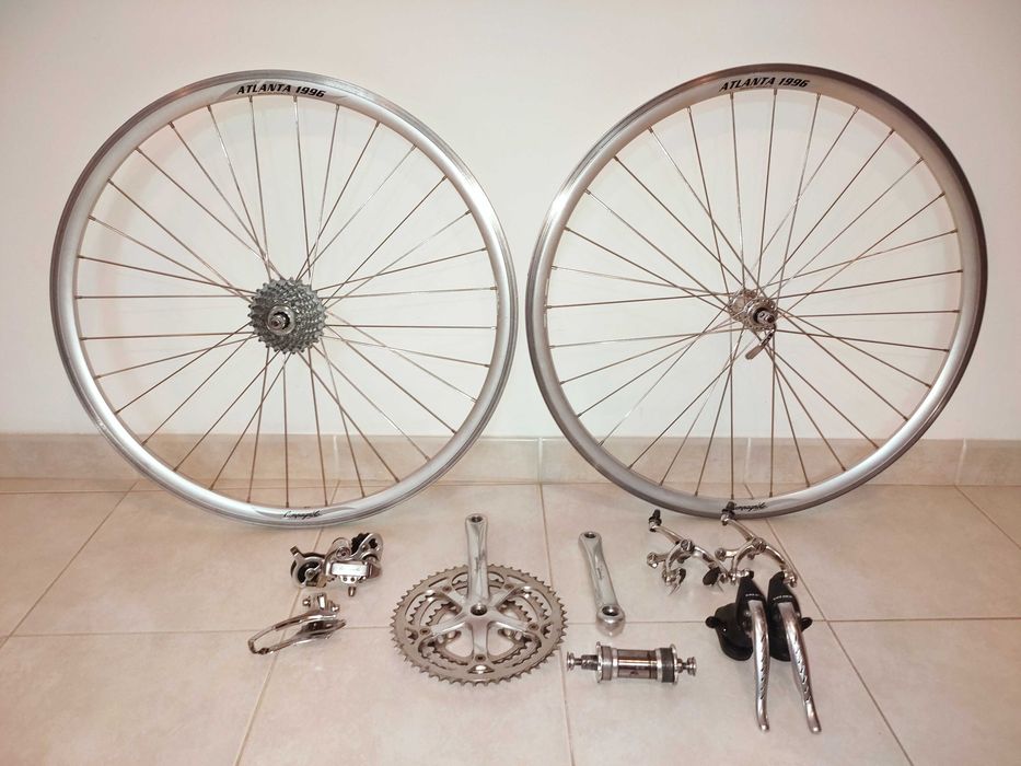 Vintage 1996 Campagnolo grupo Veloce 3x8v e rodas Atlanta 1996