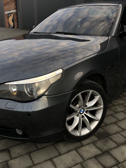 Продам BMW E60 320кс м57 автомат