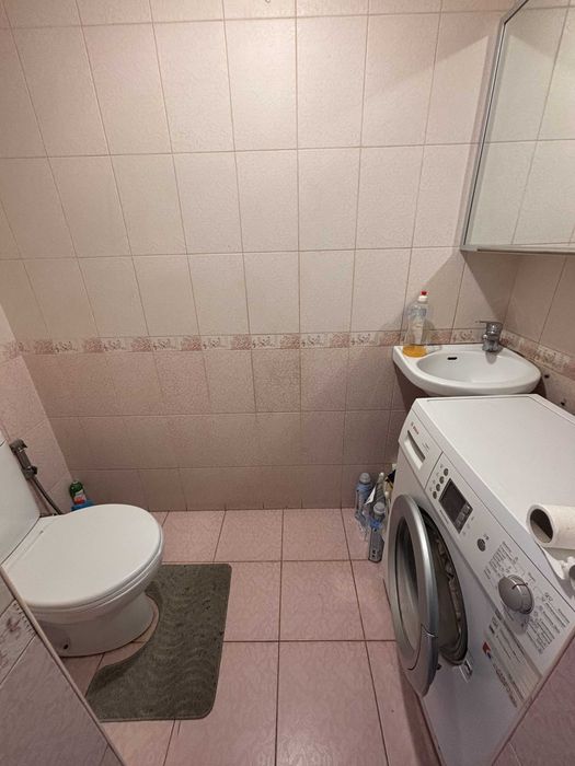 Продам 2-поверховий будинок 5 кімн. з капремонтом, вул. Ріхтера