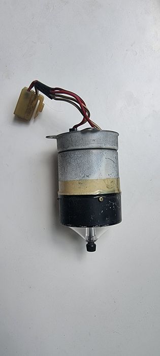 Продам японские автомильные часы Jeco