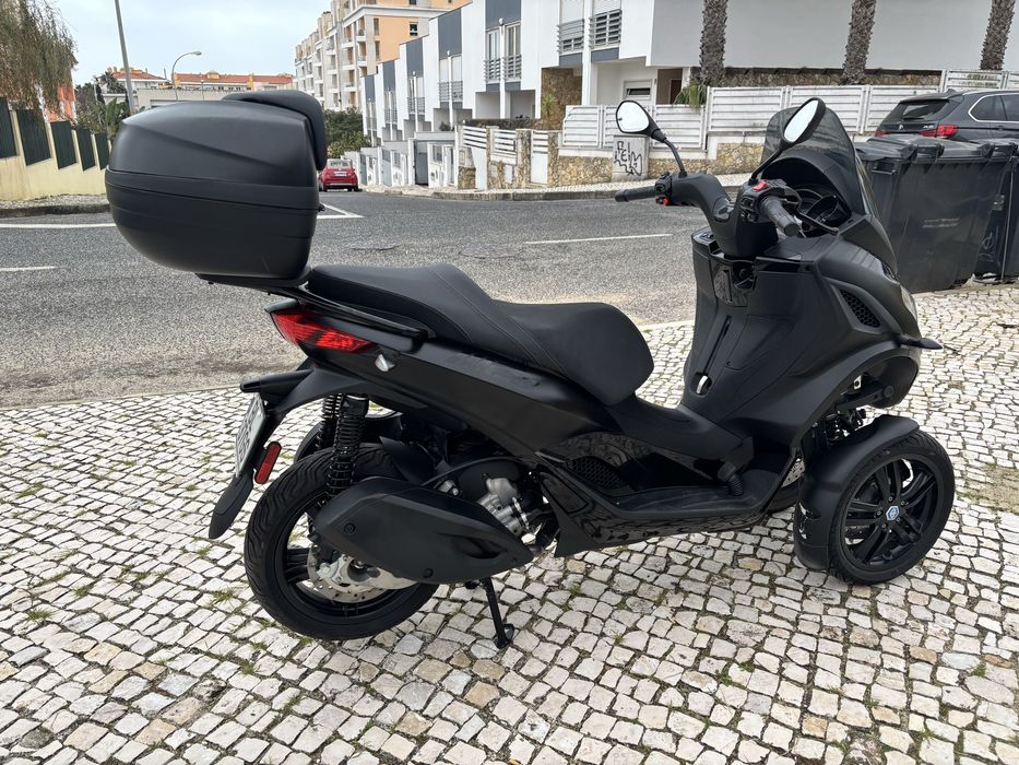 Piaggio MP3 300 HPE Deep Black Editon 2024