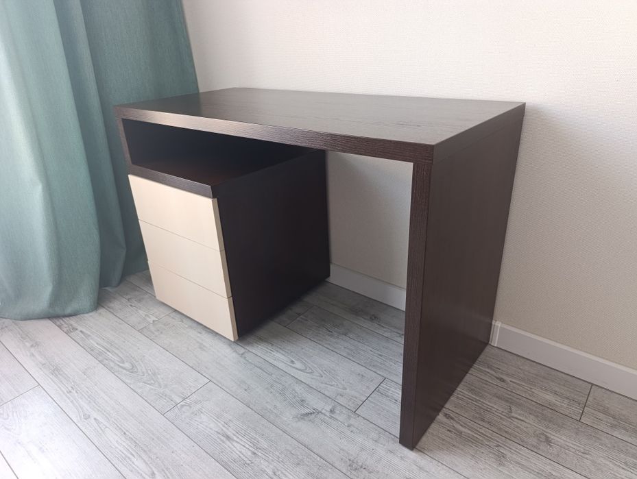 Продам письмовий, компюторний стіл