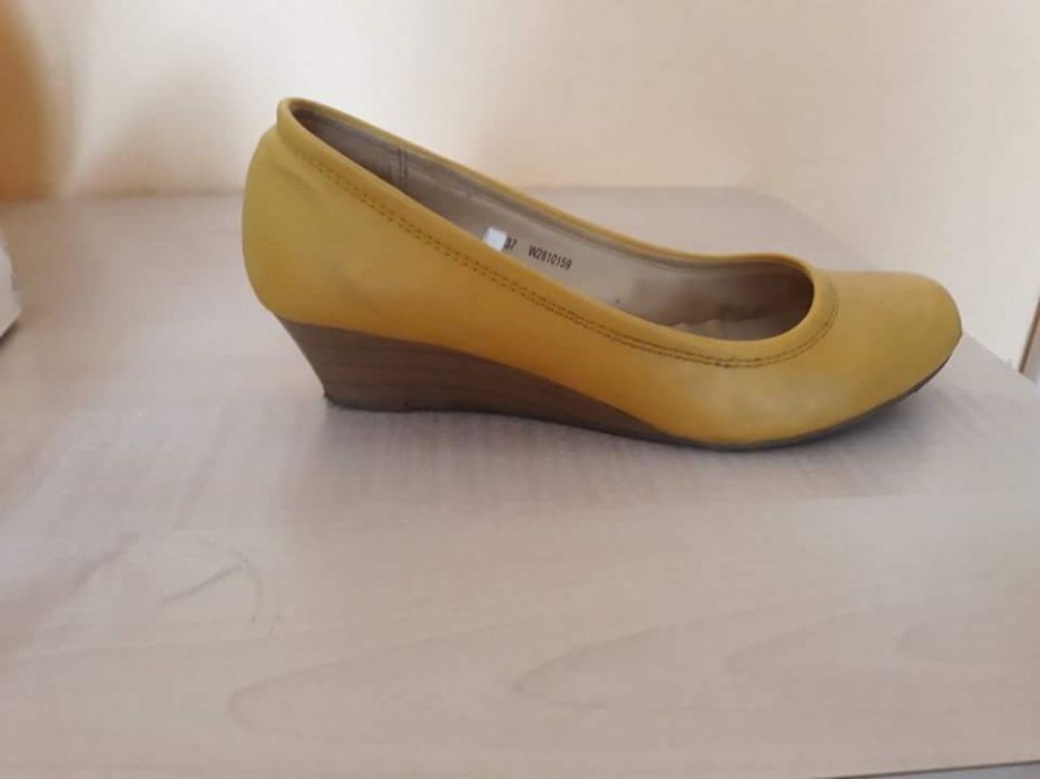 Buty damskie rozmiar 37