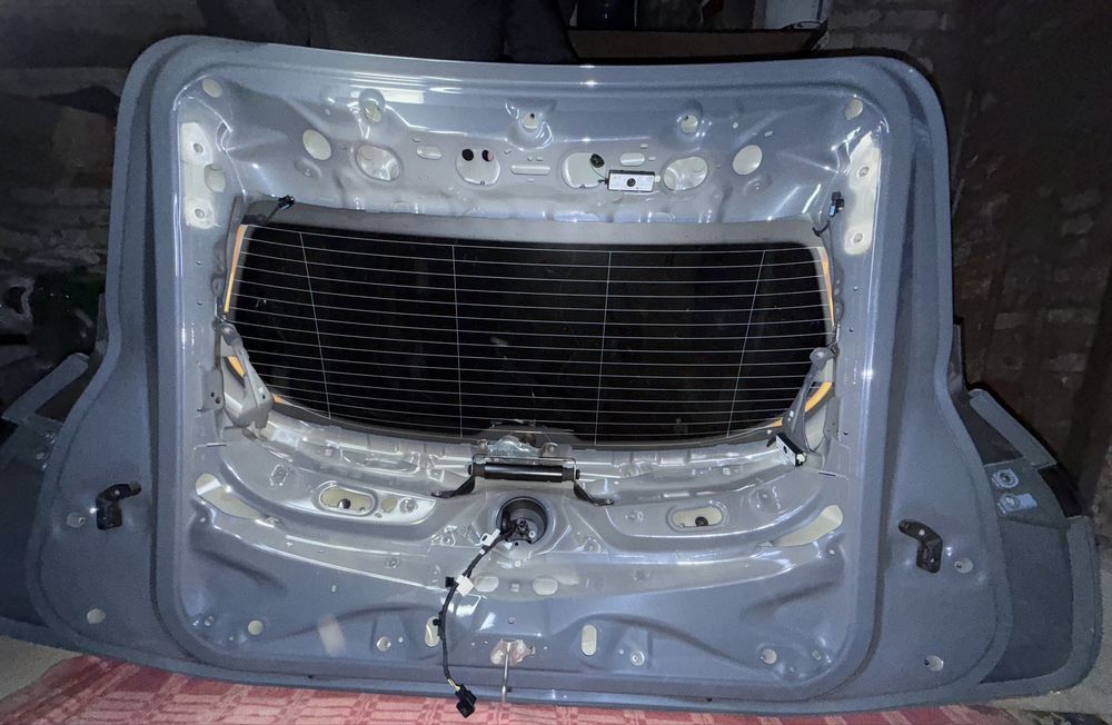 Кришка багажника BMW ix i20  задня ляда БМВ