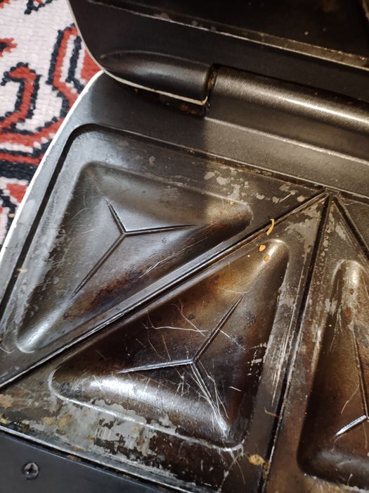 Сенгвичница, бутербродница