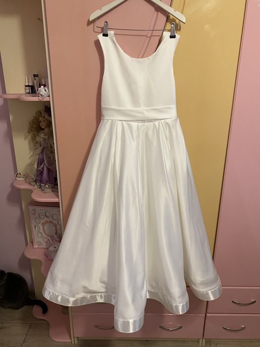 Плаття на причастя