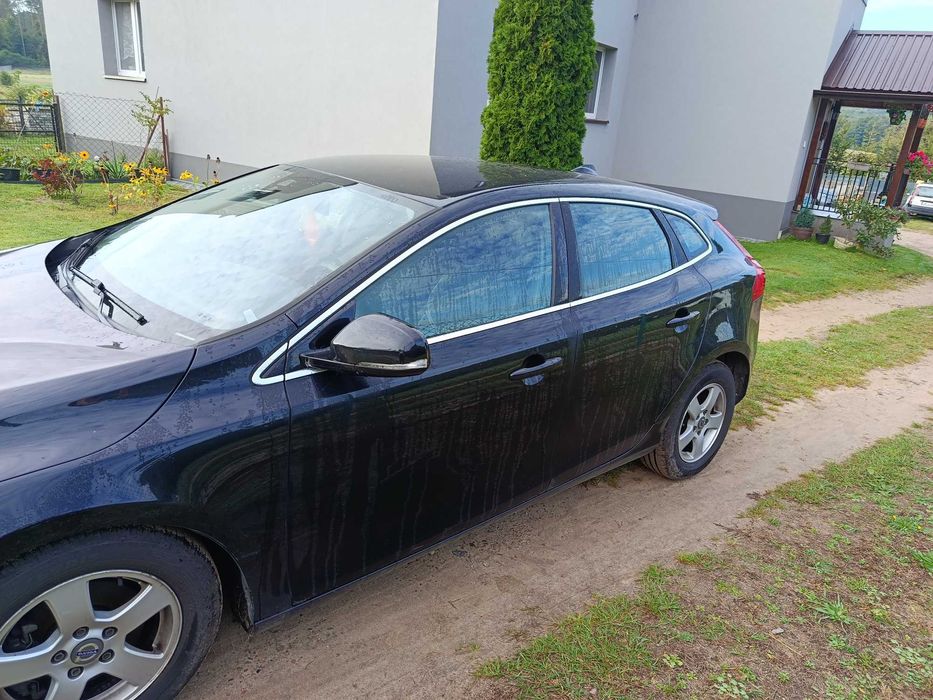VOLVO V40 D2 diesel