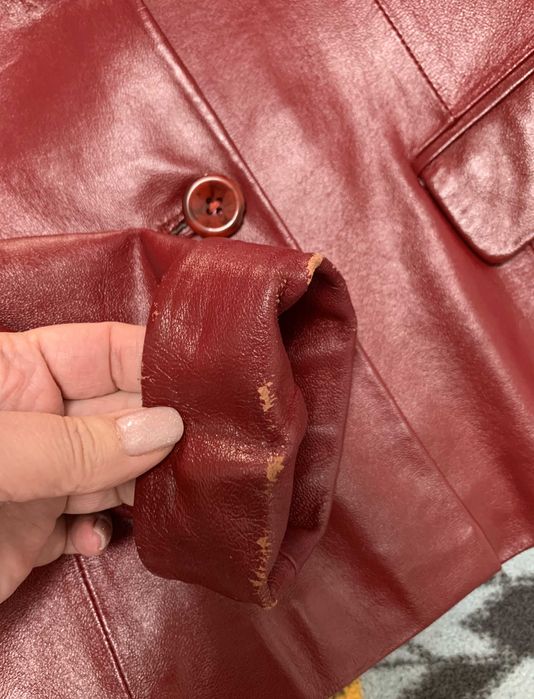 Жіночий піджак шкіряний червоний