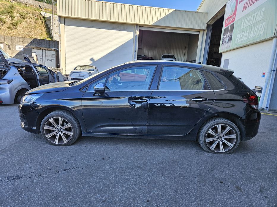 Citroën C4 II 1.6 BlueHDi de 2016 para peças