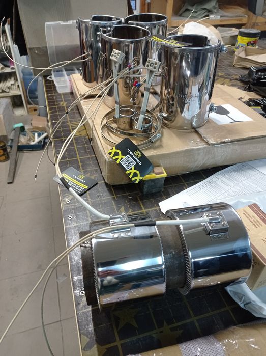 Хомутовий керамічний нагрівач. Кільцевий керамічний тен екструдера