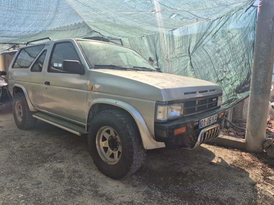 Nissan terrano 1