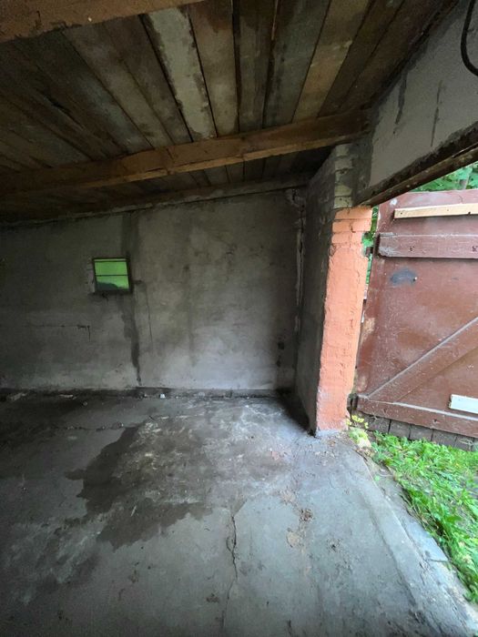 Garaż Białogard, ul. Grunwaldzka - wymiary 400cm na 420cm