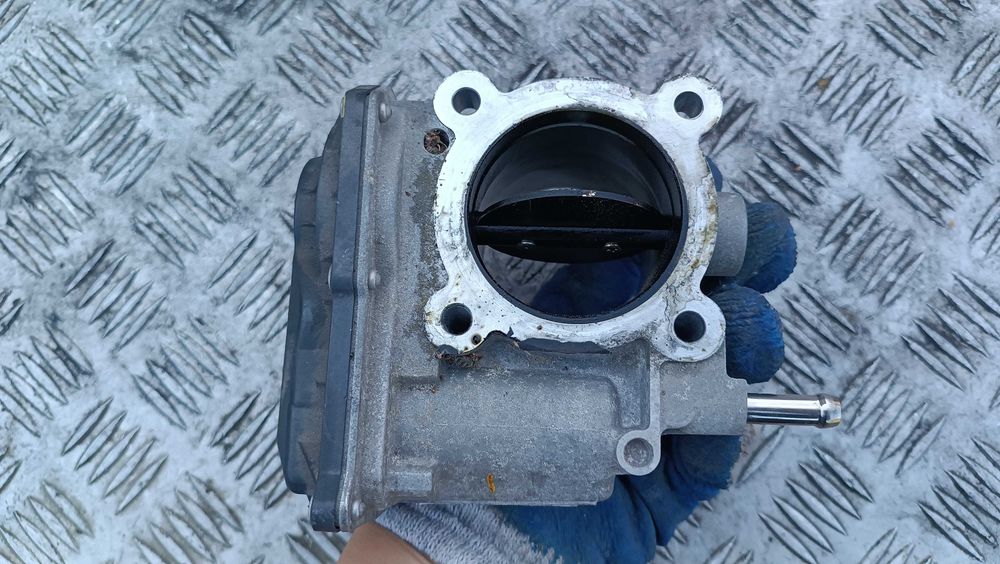 26100-0r020 Przepustnica Toyota Avensis T27 2.2 Dcat automat