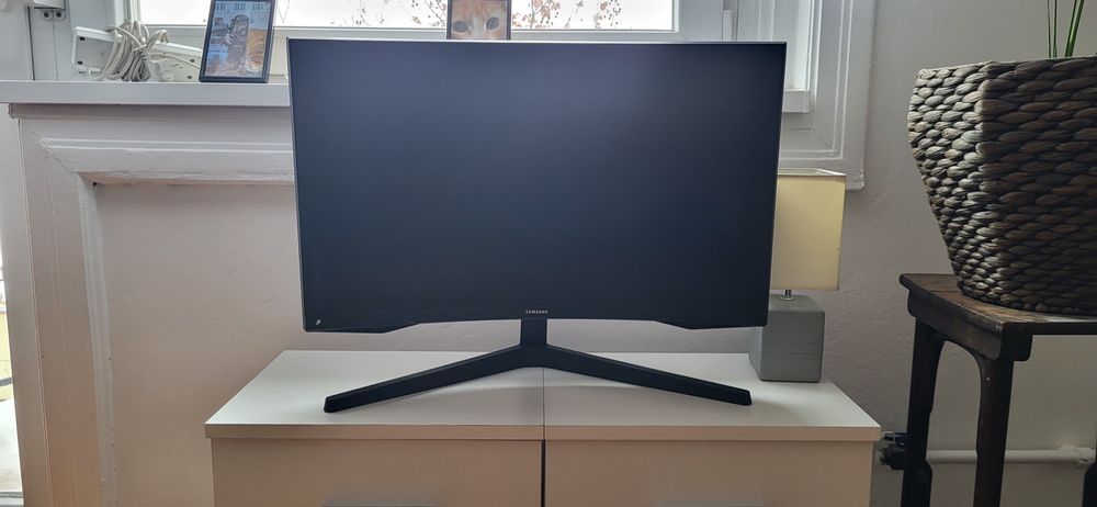 Monitor Samsung Odyssey G5 27 Curved Zakrzywiany HDMI Display 144hz