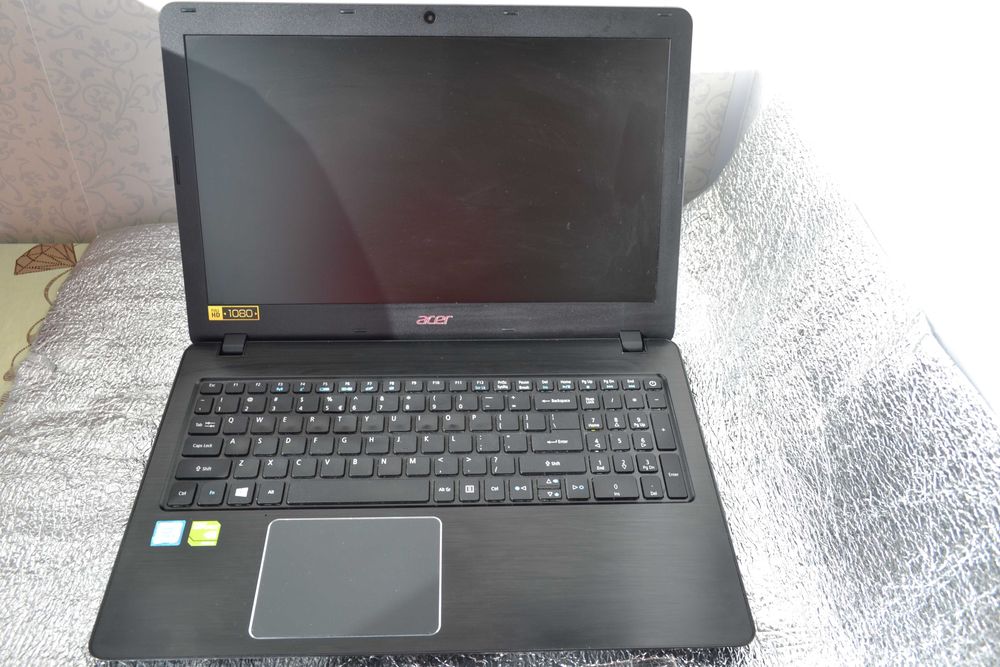 Acer Aspire F5-573G-58T1 (i5-7200U / GTX 940MX / 12GB RAM / HDD 1TB /FullHD/ батарея ~36% зносу)