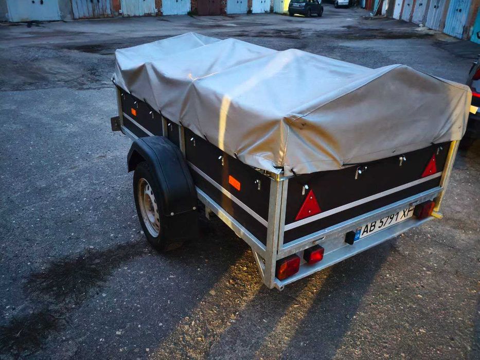 Продам майже новий причеп