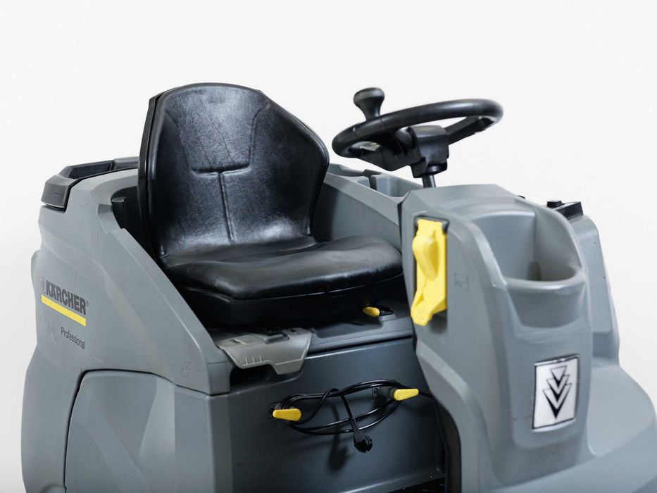 Szorowarka Karcher B 150 R Bp D90 NOWE BATERIE 2015r 7200m²/h 33000 netto