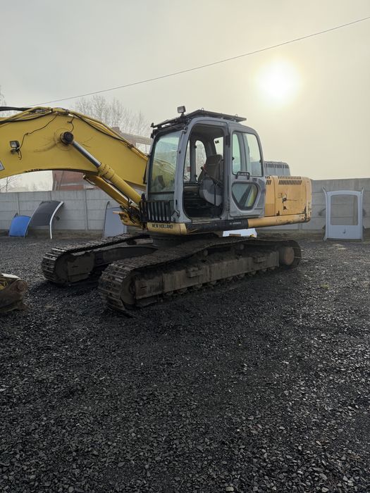 NewHolland e265b