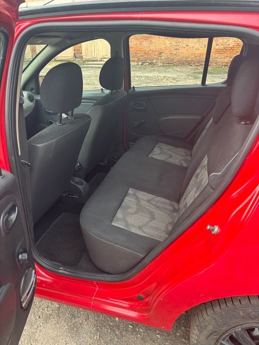 Dacia Sandero 2009