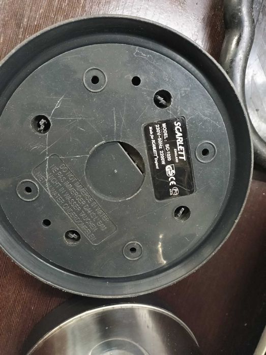 Електрочайник чистый исправный