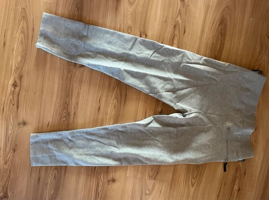 Spodnie dresowe Outhorn