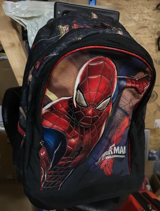 Plecak spiderman na kolkach