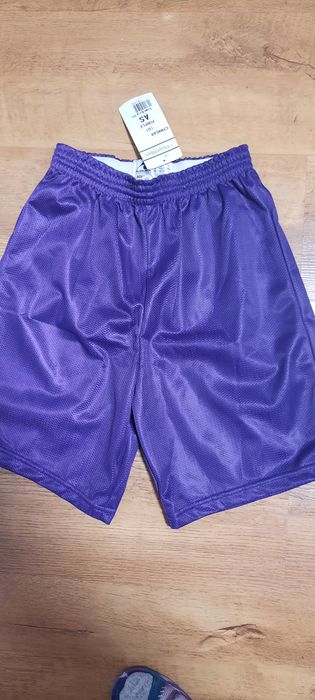 Шорты новые, с биркой