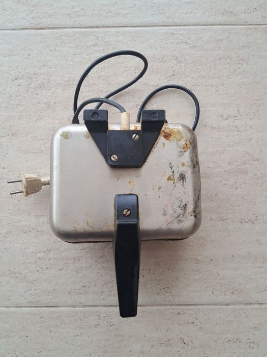 Электро вафельница