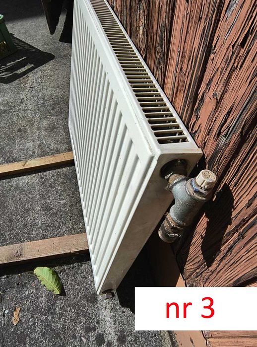 Grzejniki używane jedno lub dwupanelowe