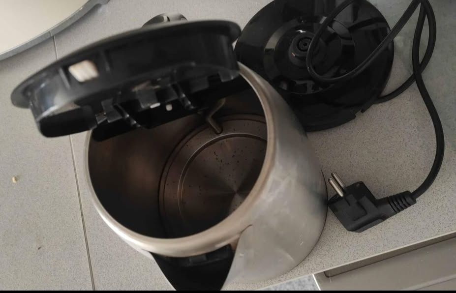 Chaleira de aço inoxidável, com filtro anti calcário