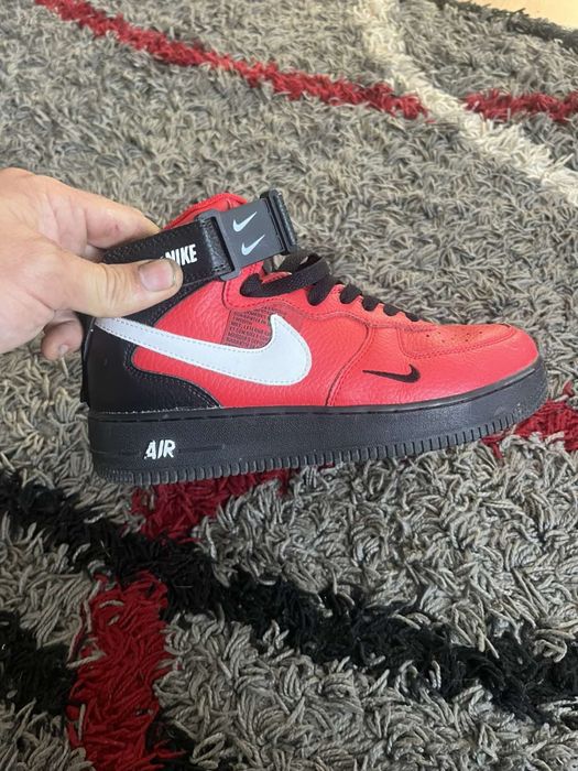 Кросівки Nike Air Force 1 Mid  39 розміру