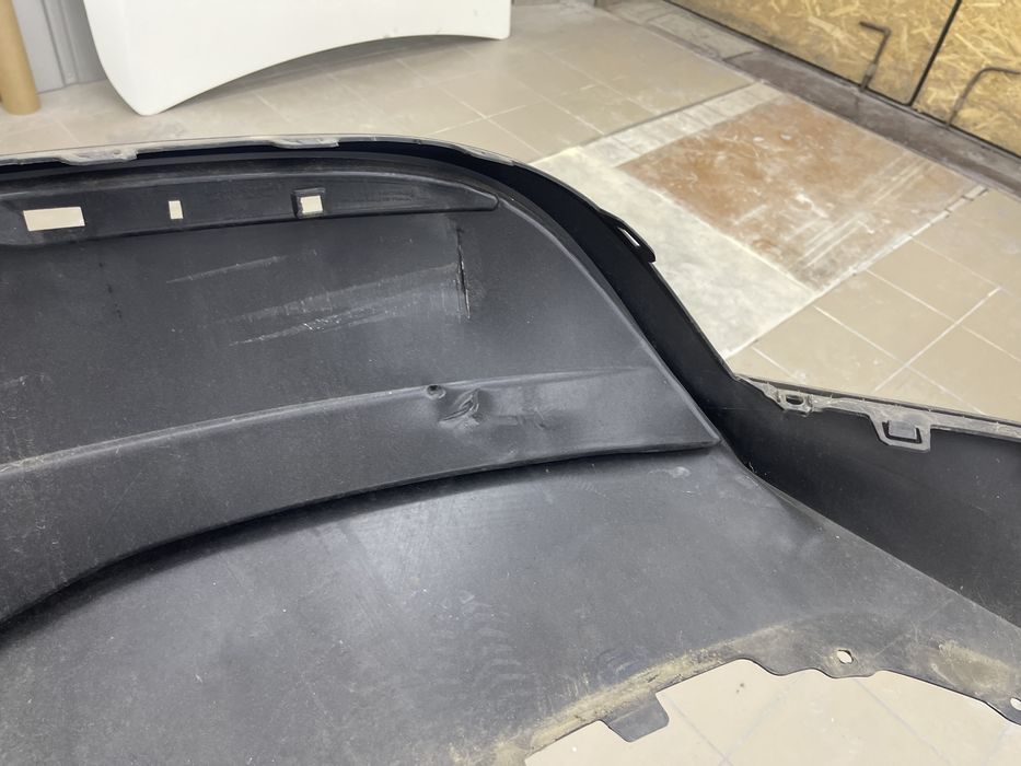Накладка заднего бампера.Нижняя часть заднего бампера model Y