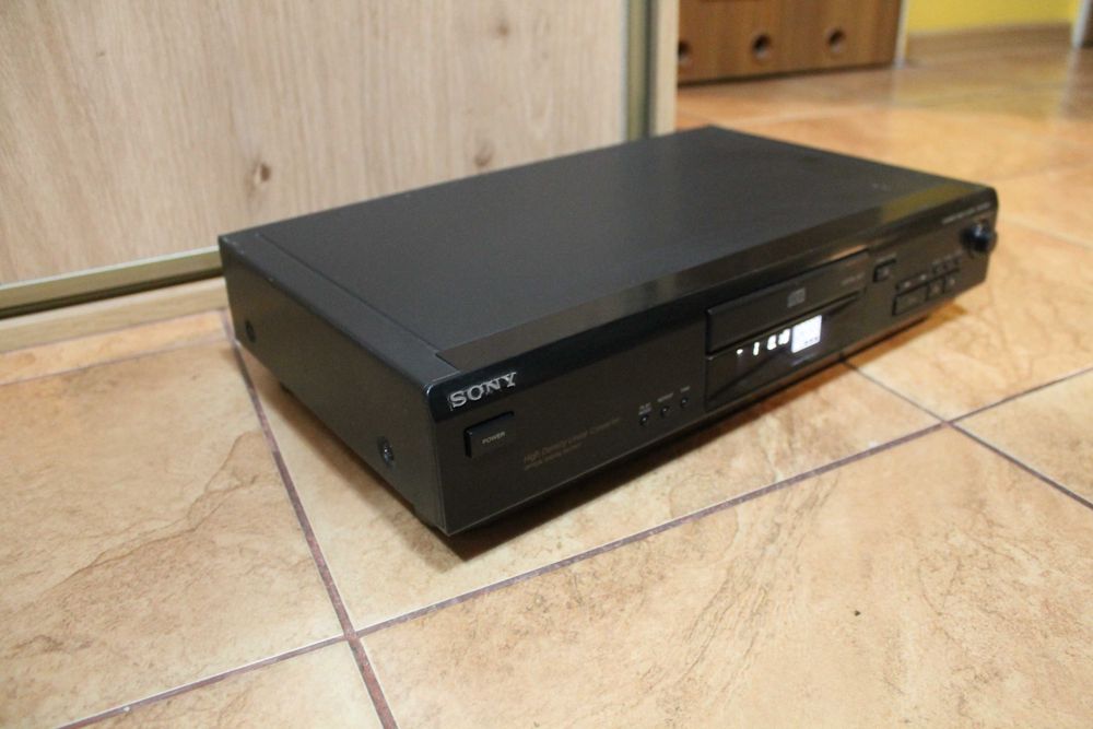 Odtwarzacz CD Sony CDP-XE210
