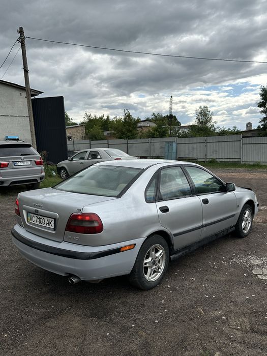 Продам Volvo S40  | 1.8 Бензин | АВТОМАТ | 2001 рік | На повному ходу