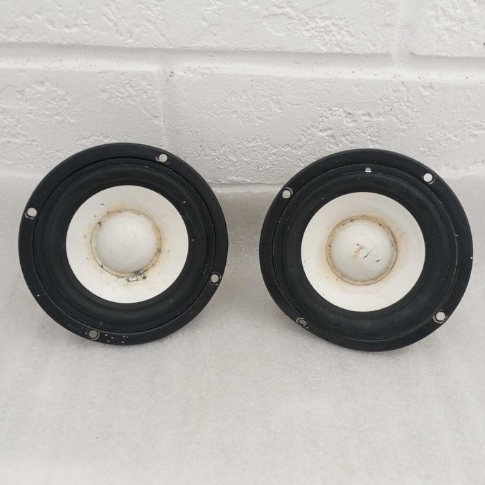 Цена за пару . Динамики б/у (без обозначений) .