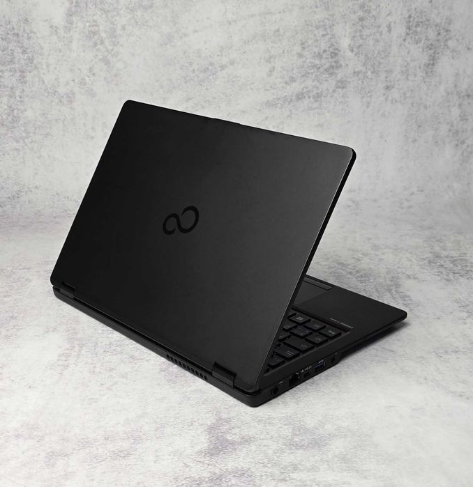 Ноутбук 12.5" Fujitsu LifeBook U727 i3-7100U 8GB DDR4 SSD M.2 128GB 1920x1080 IPS 4G LTE (є кількість) + Гарантія 12 місяців