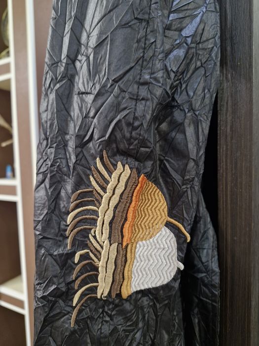 Стильний жатий плащ Gucci