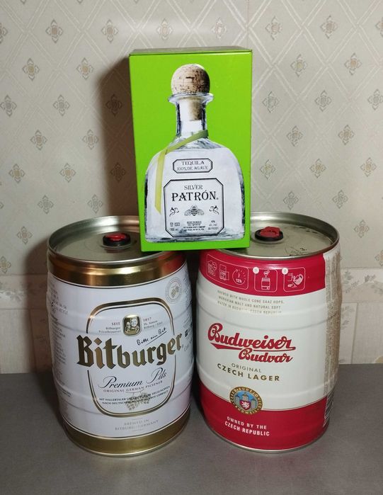 Красивые коробки для канцелярии или инструментов