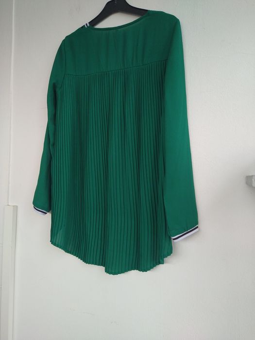 Blusa verde, fluída e original - Tiffosi - Tamanho S