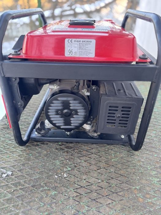 Генератор  VEGA GK2500 чехія AVR